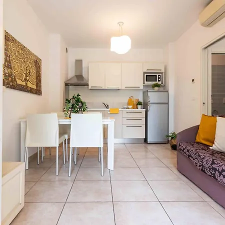 Apartman Relaxing In A Village With Swimming Pool