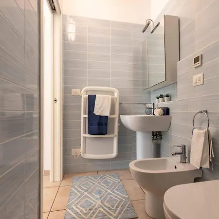 아파트 Relaxing In A Village With Swimming Pool *