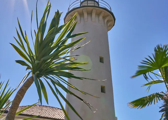 Relaxing In A Village With Swimming Pool * 比比翁